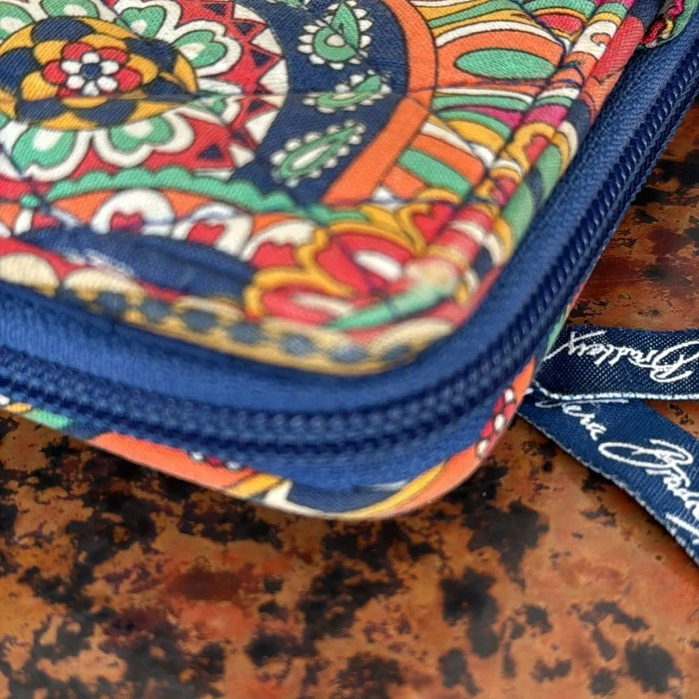 Vera Bradley Turn Lock & Zipper Wallet in the Venetian Paisley- 12 RFID CC Slips - Picture 8 of 10